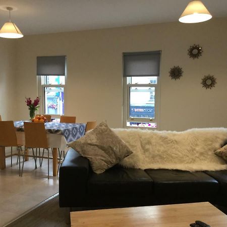Rose Alley Apartment เวสต์พอร์ต ภายนอก รูปภาพ