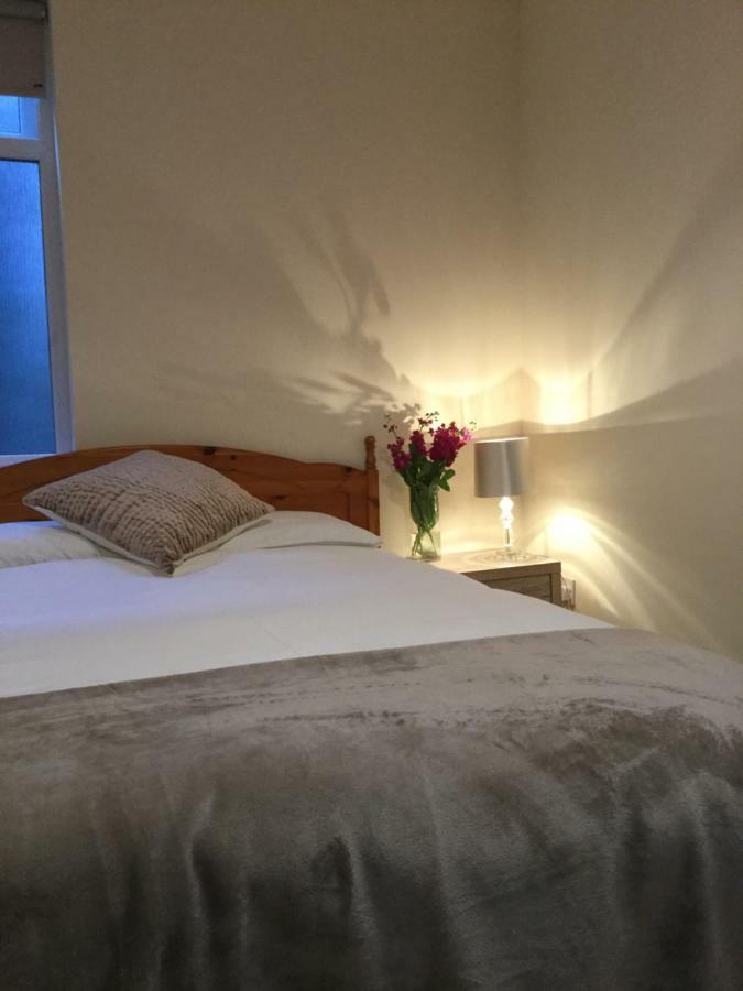 Rose Alley Apartment เวสต์พอร์ต ภายนอก รูปภาพ